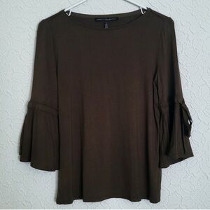 WHBM Cute Ruffle Sleeve Top Sz. Sm. NWT